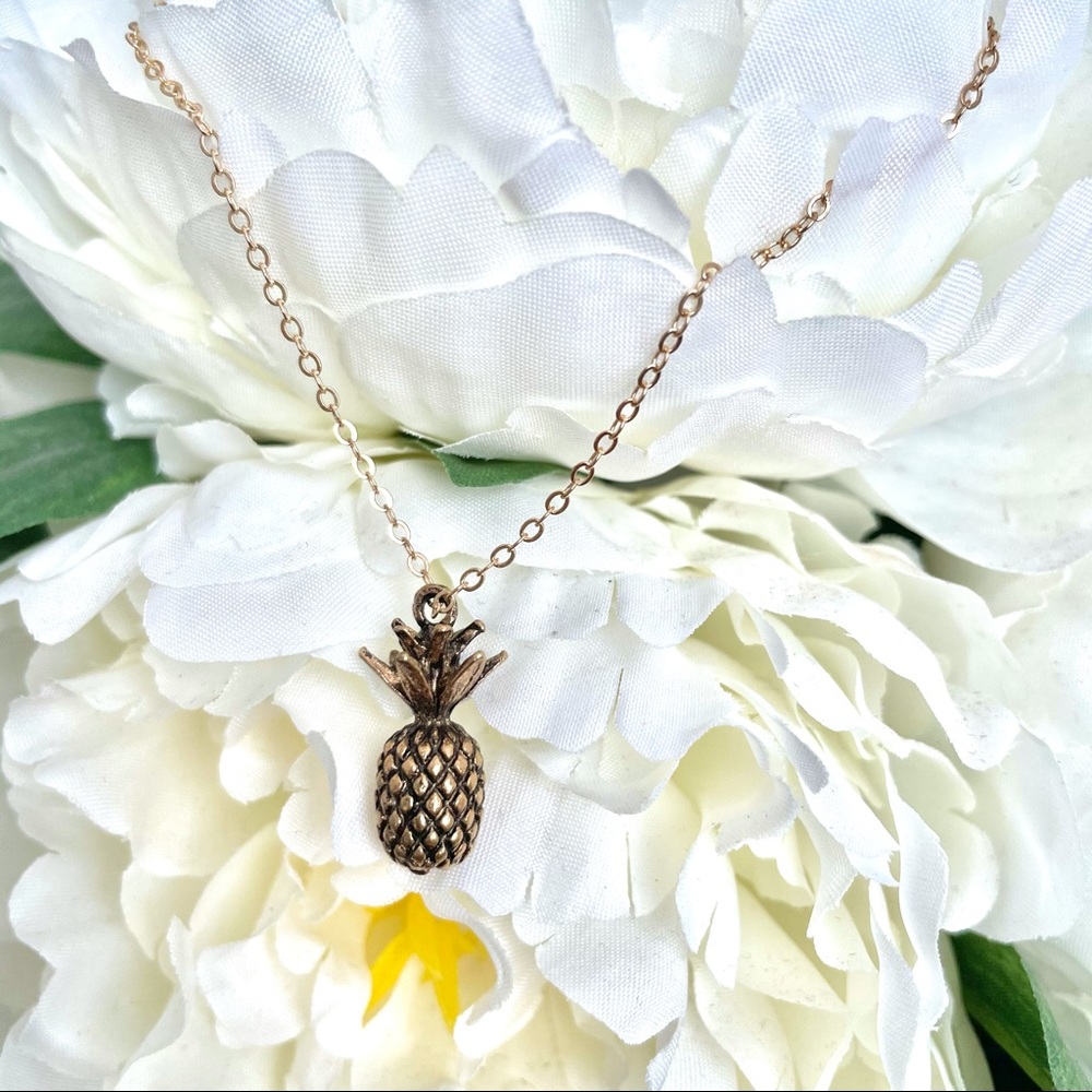 💛 Brand new style pineapple gold chain necklace summer beach